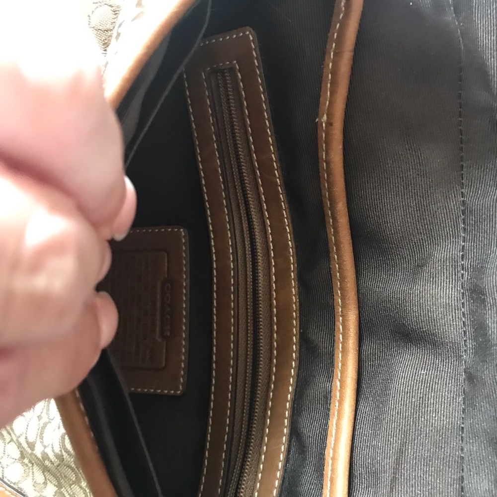EUC Coach handbag - Picture 4 of 7